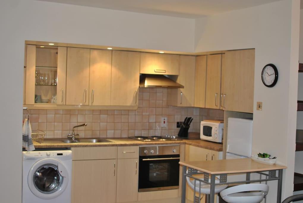 Awesome Apartment In The Heart Of Camden Town London Kültér fotó